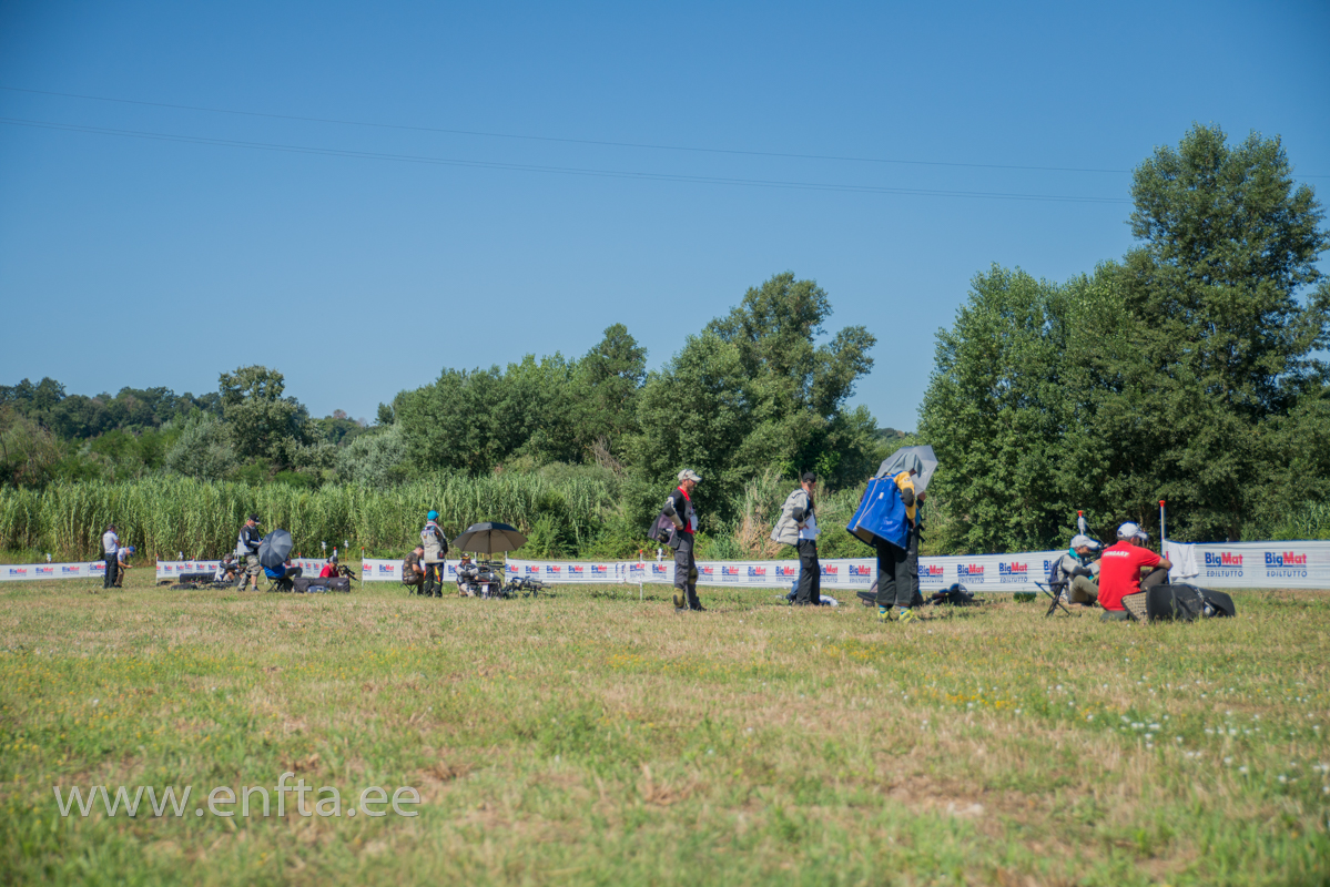 065 Daytime was really hot